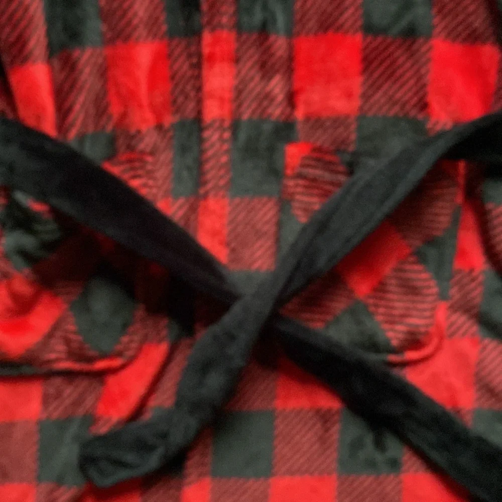 Cuddl Duds Kids red & black Buffalo Plaid hooded fleece robe size L 12/14 large